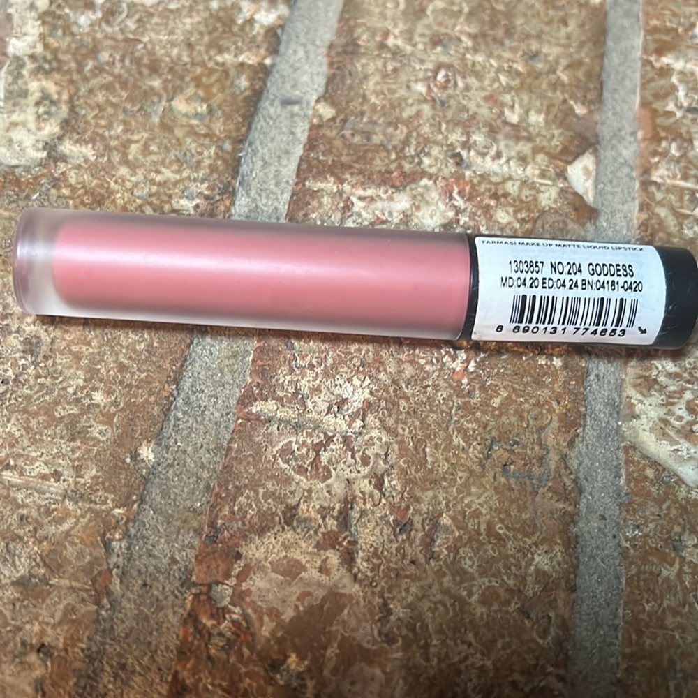 Farmasi Matte Liquid Lipstick Goddess 204